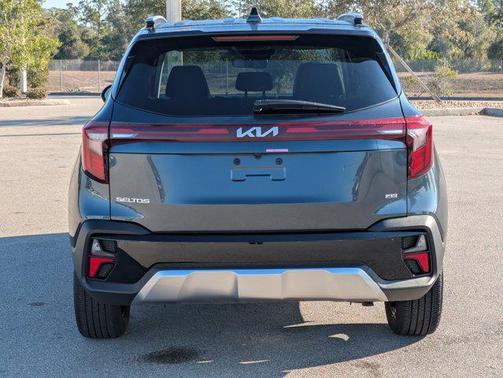 2025 Kia Seltos EX