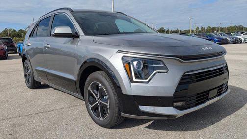 2025 Kia Niro SX