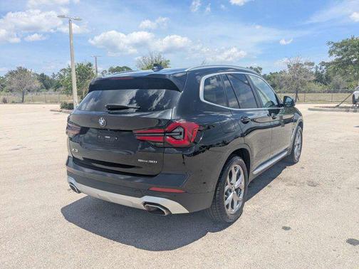 Black Sapphire Metallic 2022 BMW X3 sDrive30i