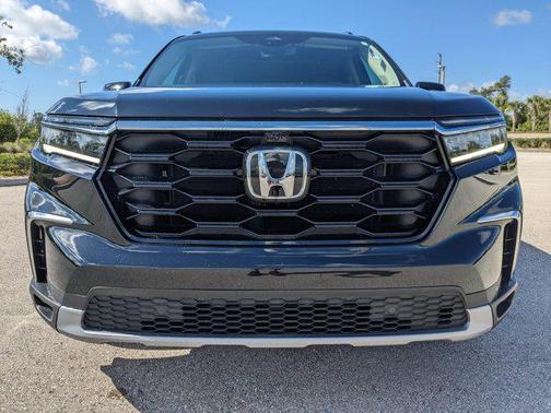 2023 Honda Pilot AWD Elite