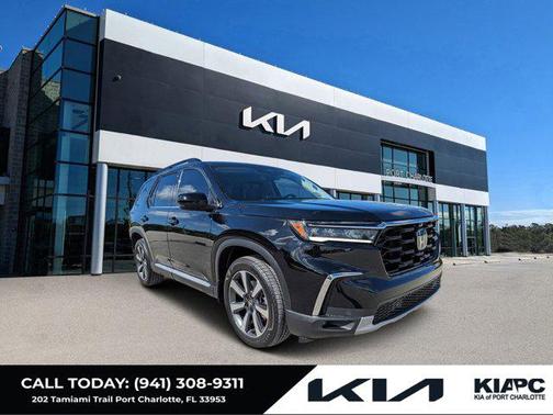 2023 Honda Pilot AWD Elite