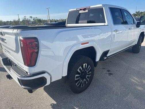 2025 GMC Sierra 2500 Denali Ultimate