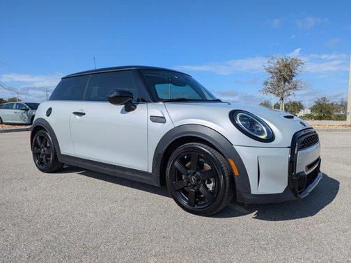 2023 MINI Hardtop Cooper S