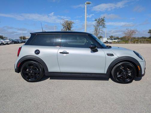 2023 MINI Hardtop Cooper S