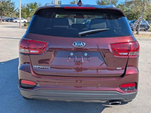 2019 Kia Sorento LX
