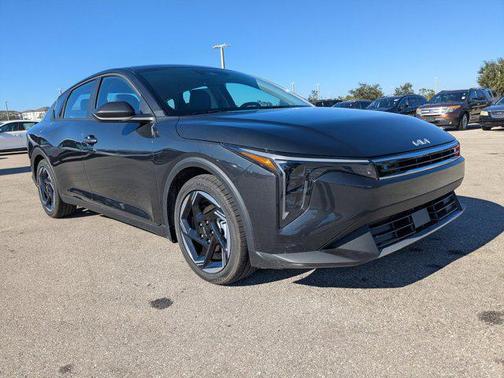 2025 Kia K4 EX