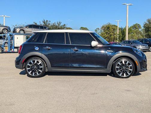 2022 MINI Hardtop Cooper S