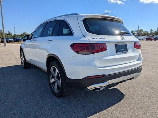 2022 Mercedes-Benz GLC 300 Base