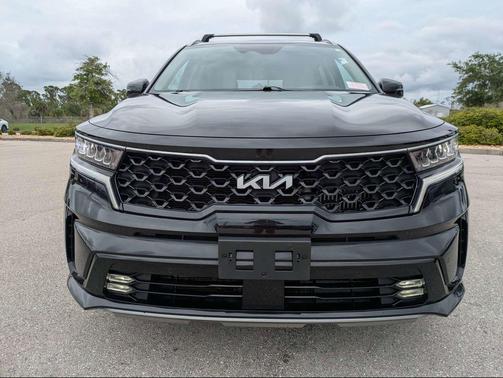 Aurora Black 2022 Kia Sorento Hybrid EX