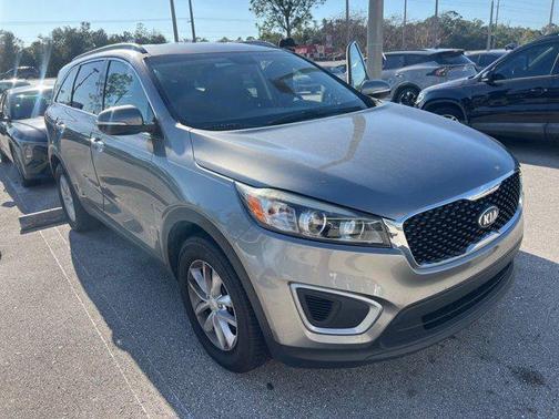 2018 Kia Sorento LX