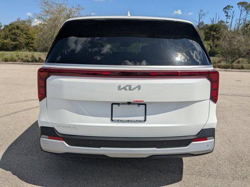 2026 Kia Carnival LX