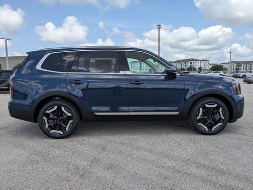 2025 Kia Telluride EX