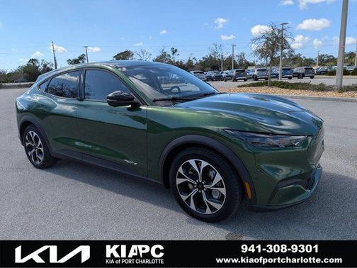 2024 Ford Mustang Mach-E Select