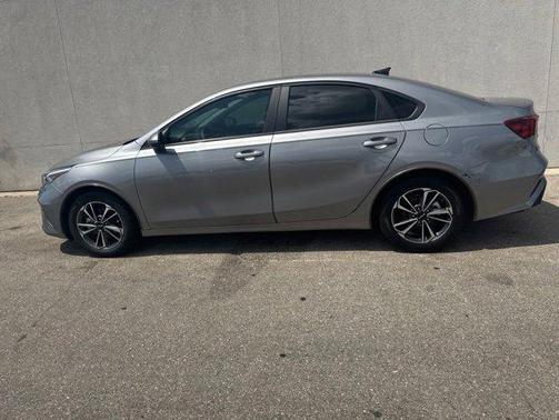 Steel Gray 2022 Kia Forte LXS