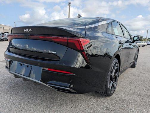 2025 Kia K5 GT-Line