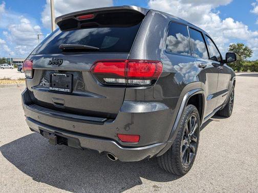 2017 Jeep Grand Cherokee Altitude