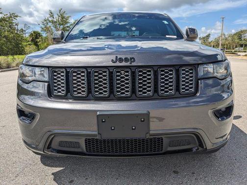 2017 Jeep Grand Cherokee Altitude