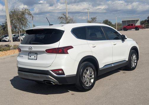 2019 Hyundai SANTA FE SE 2.4