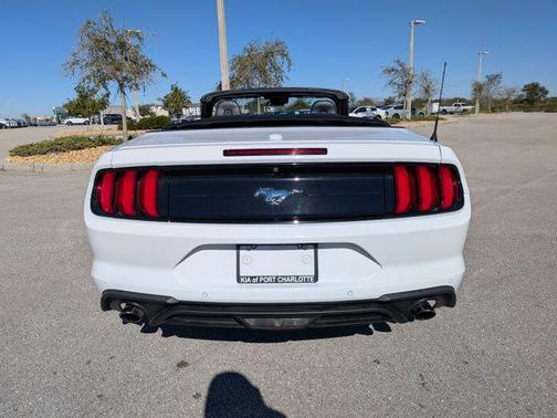 2022 Ford Mustang EcoBoost Premium
