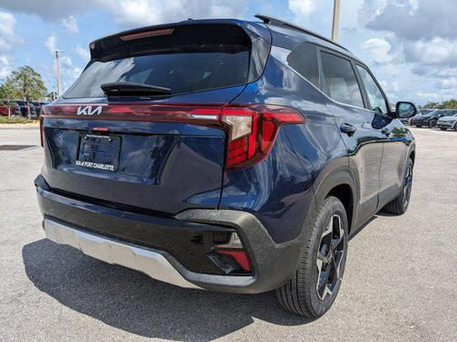 2025 Kia Seltos EX