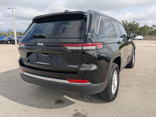 2024 Jeep Grand Cherokee Laredo