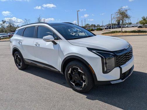 Snow White Pearl 2026 Kia Sportage Hybrid EX