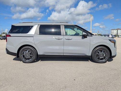 2026 Kia Carnival Hybrid EX