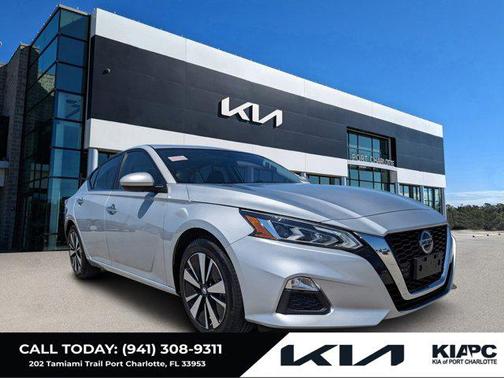 2022 Nissan Altima 2.5 SV