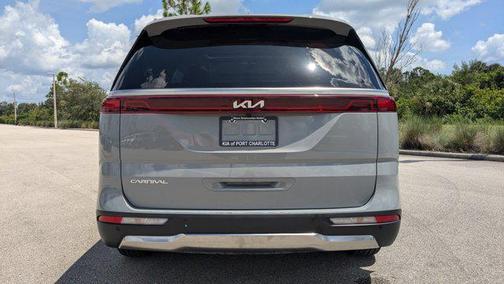Ceramic Silver 2023 Kia Carnival SX Prestige