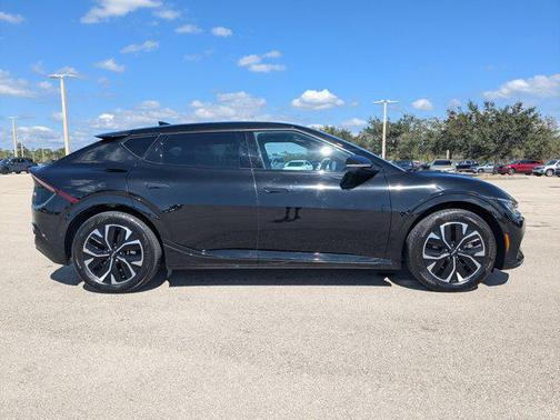 2024 Kia EV6 GT-Line