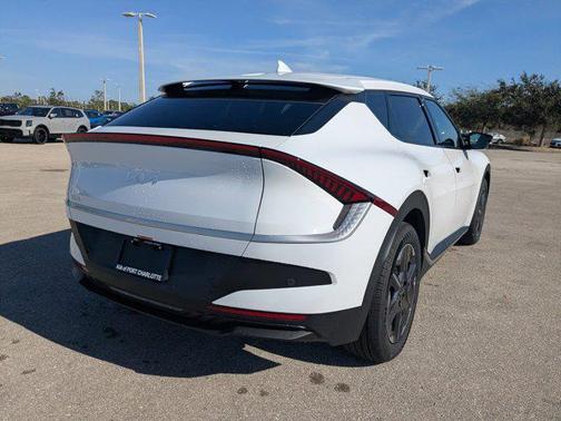 2025 Kia EV6 Light Long Range