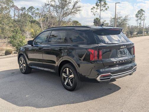2022 Kia Sorento S
