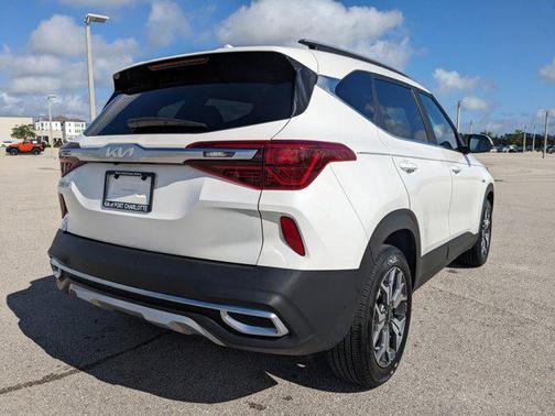2023 Kia Seltos EX