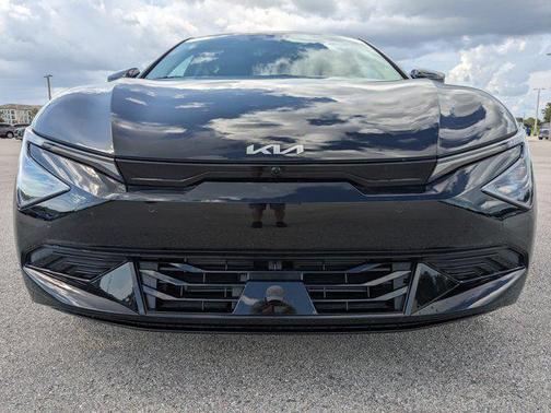 2025 Kia EV6 Wind
