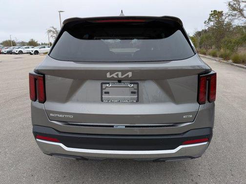 2026 Kia Sorento Hybrid EX
