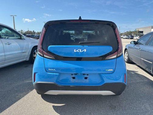2024 Kia Soul EX