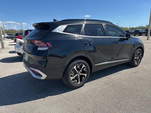 2025 Kia Sportage EX