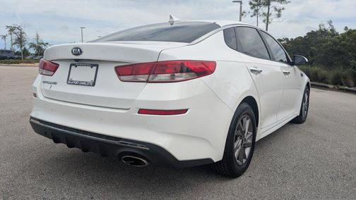 2020 Kia Optima LX