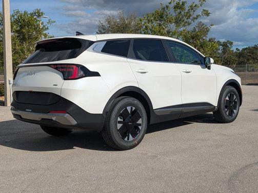 2026 Kia Sportage Hybrid LX