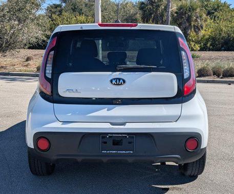 2017 Kia Soul Base