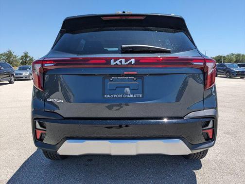 2025 Kia Seltos EX
