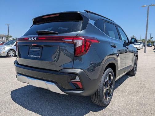 2025 Kia Seltos EX