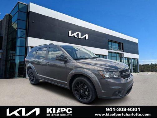 Granite Pearlcoat 2019 Dodge Journey SE