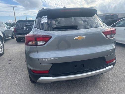 Sterling Gray Metallic 2025 Chevrolet Trailblazer LT