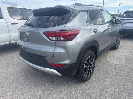 Sterling Gray Metallic 2025 Chevrolet Trailblazer LT