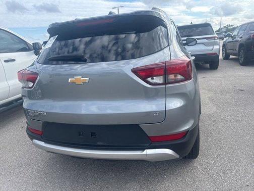 Sterling Gray Metallic 2025 Chevrolet Trailblazer LT