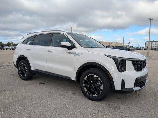 Glacial White Pearl 2026 Kia Sorento S