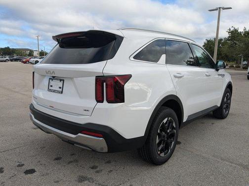 Glacial White Pearl 2026 Kia Sorento S
