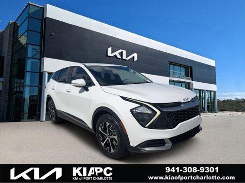 Glacial White Pearl 2023 Kia Sportage EX