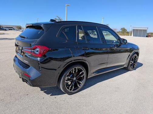 2024 BMW X3 M40i